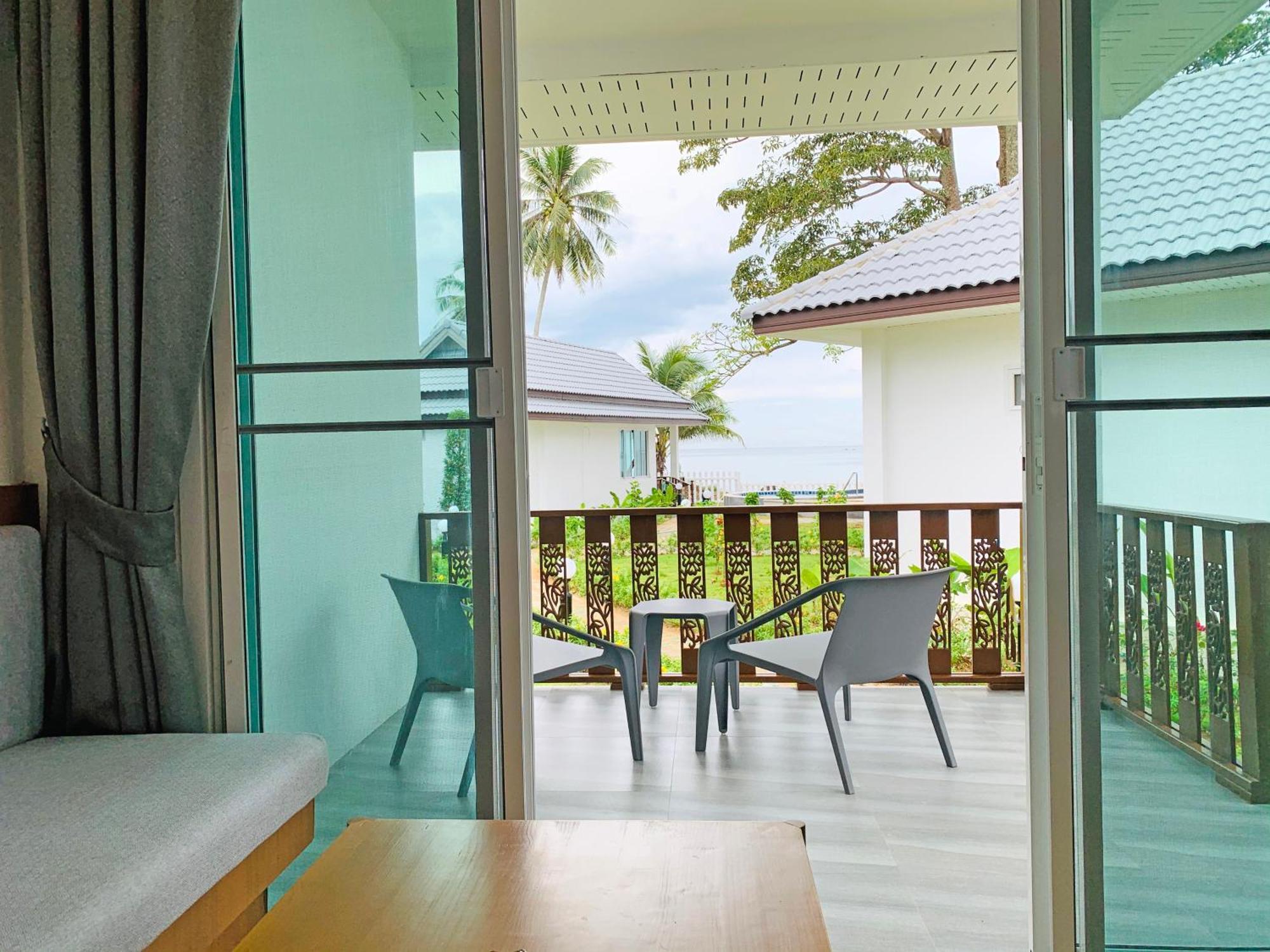 Horizon Beach Resort Koh Jum Room photo