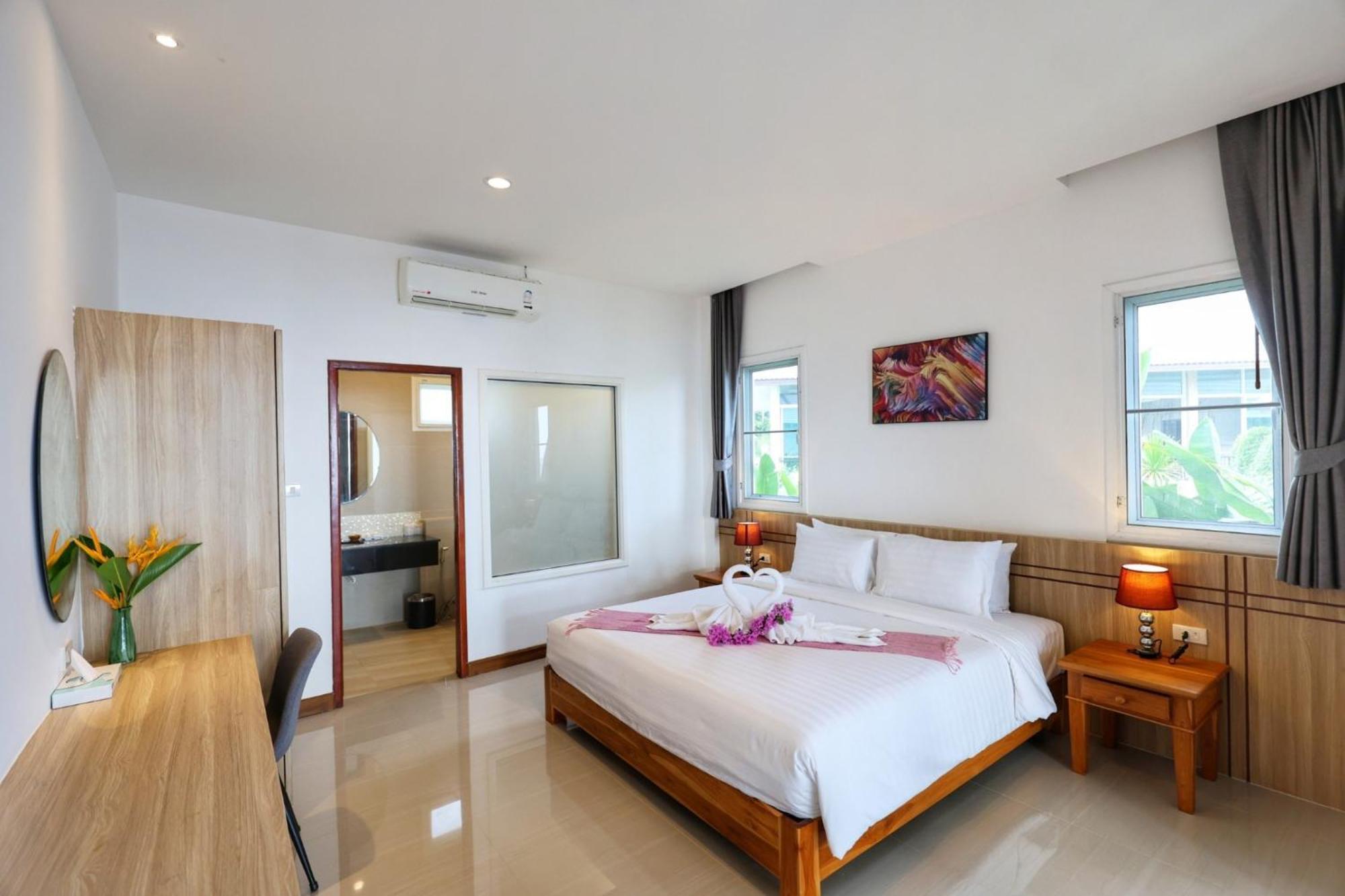 Horizon Beach Resort Koh Jum Exterior photo