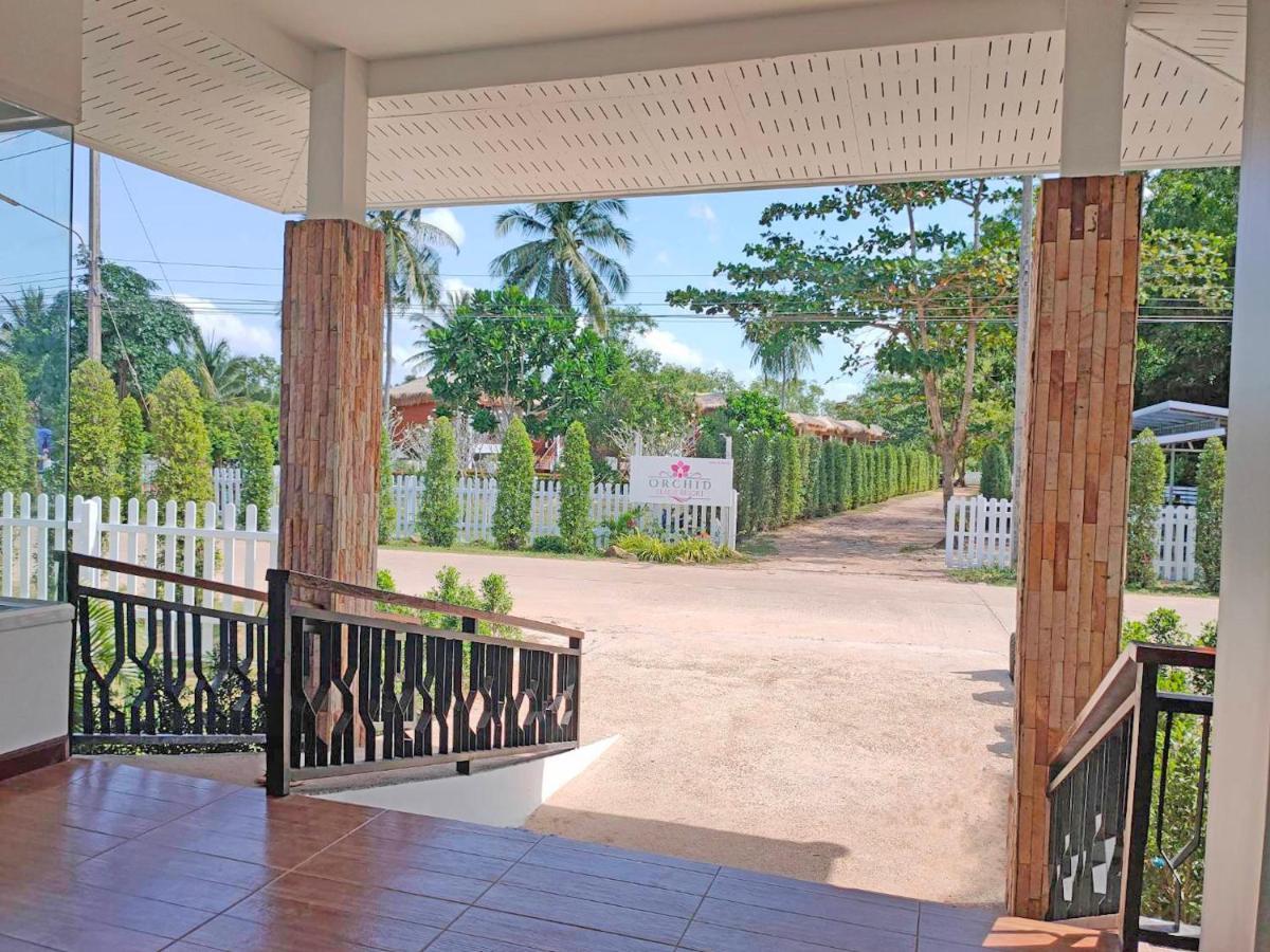 Horizon Beach Resort Koh Jum Exterior photo